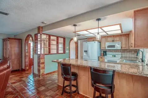 909 Woodland Drive Palm Harbor FL 34683