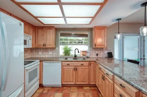 909 Woodland Drive Palm Harbor FL 34683