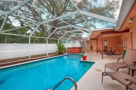 909 Woodland Drive Palm Harbor FL 34683