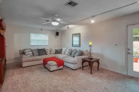 909 Woodland Drive Palm Harbor FL 34683