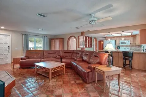 909 Woodland Drive Palm Harbor FL 34683