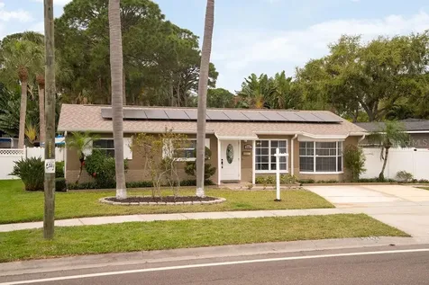 5342 Bayou Grande Boulevard NE St Petersburg FL 33703
