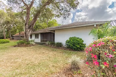 1907 Poplar Court Plant City FL 33563