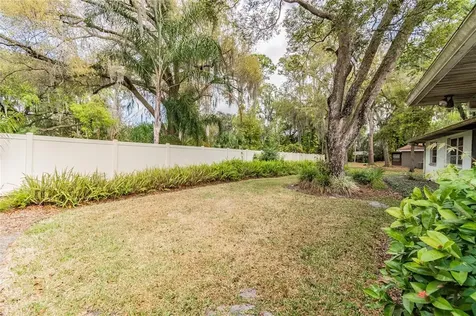1907 Poplar Court Plant City FL 33563