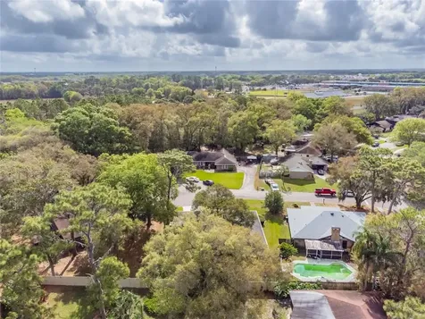 1907 Poplar Court Plant City FL 33563