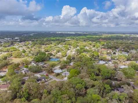 1907 Poplar Court Plant City FL 33563