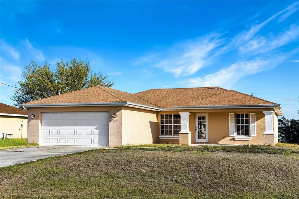 2027 NE 40th Street Cape Coral FL 33909