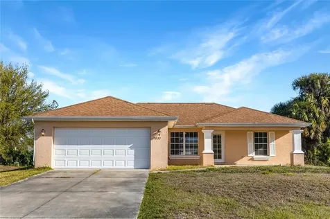 2027 NE 40th Street Cape Coral FL 33909