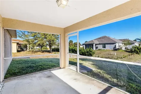 2027 NE 40th Street Cape Coral FL 33909