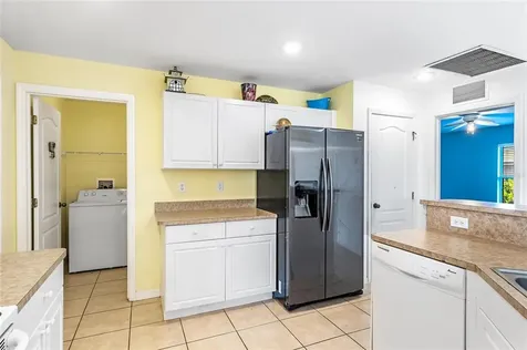 2027 NE 40th Street Cape Coral FL 33909