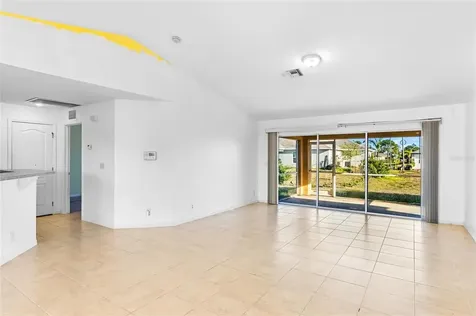 2027 NE 40th Street Cape Coral FL 33909