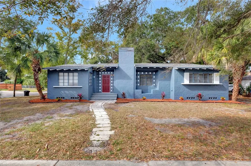 2235 5th Street S St Petersburg FL 33705