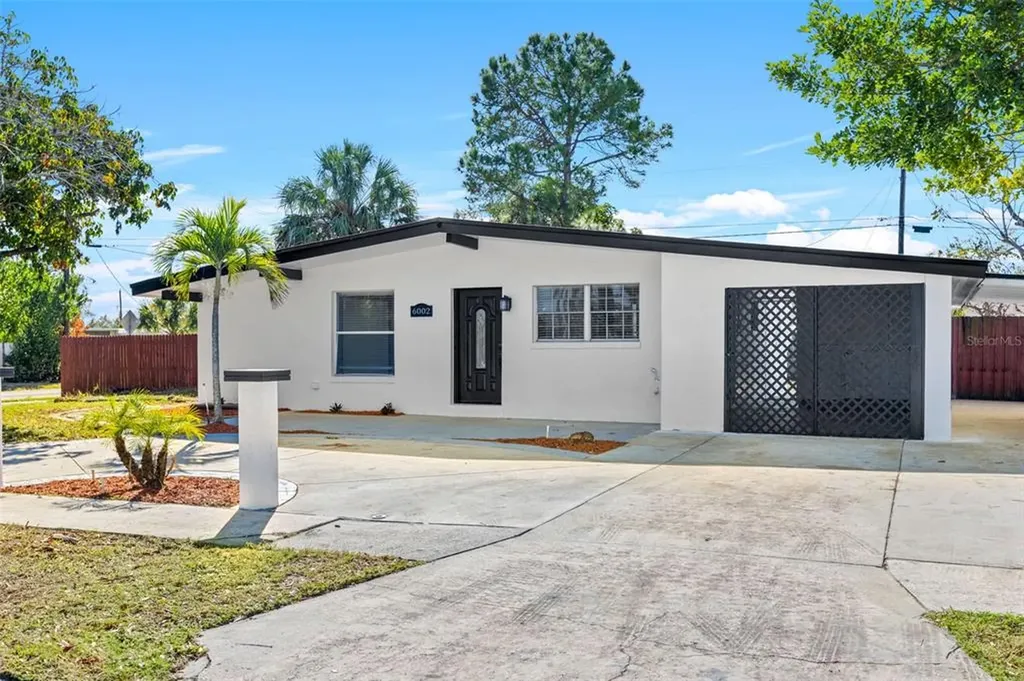 6002 Crestridge Road Tampa FL 33634