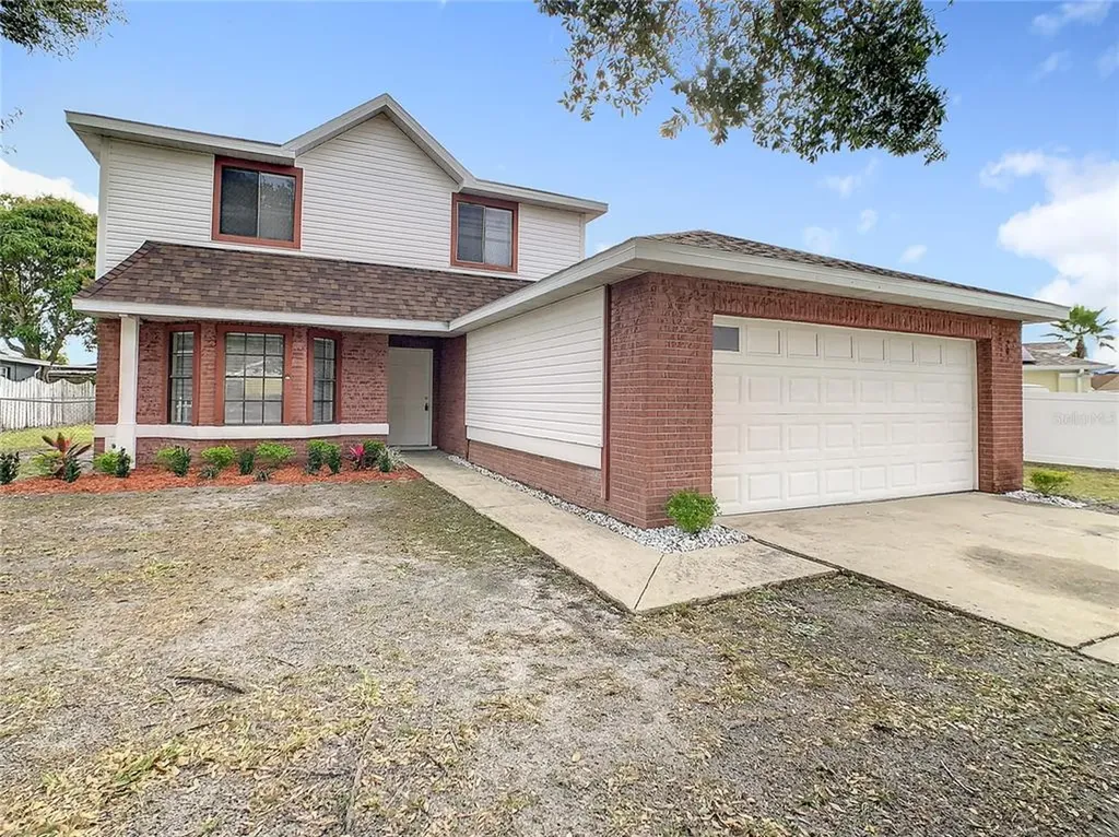 203 Applewood Court Kissimmee FL 34743