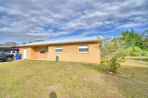 1042 Booker Avenue Sebring FL 33870