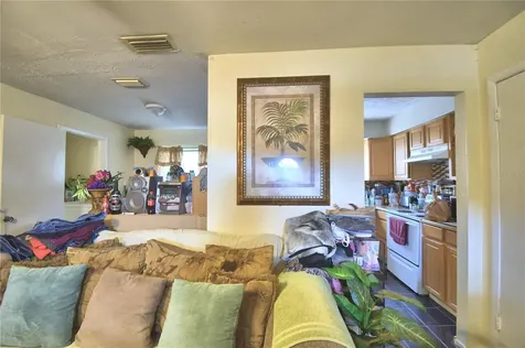 1042 Booker Avenue Sebring FL 33870