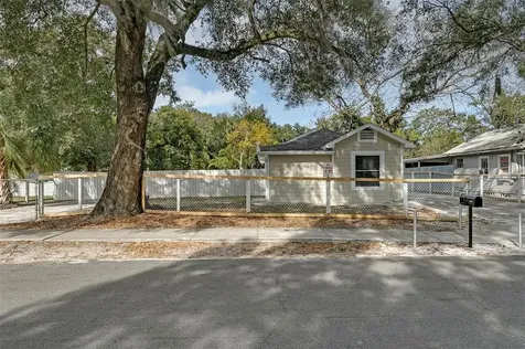 645 E Howry Avenue Deland FL 32724