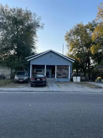 3204 N 29th Street Tampa FL 33605