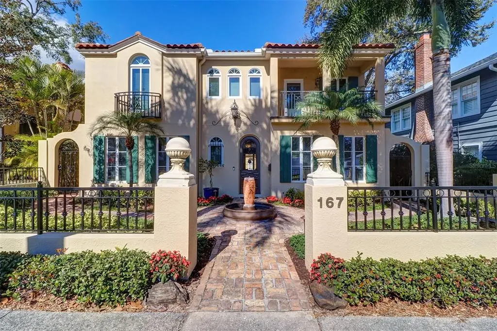 167 26th Avenue N St Petersburg FL 33704