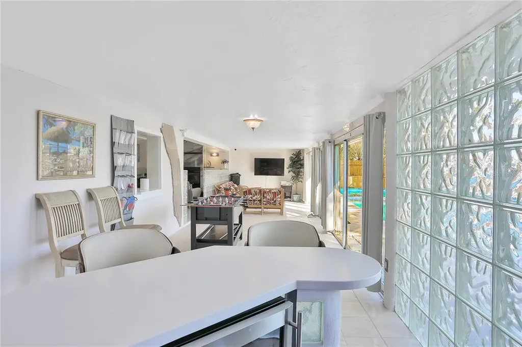 4315 Royal Palm Drive Bradenton FL 34210