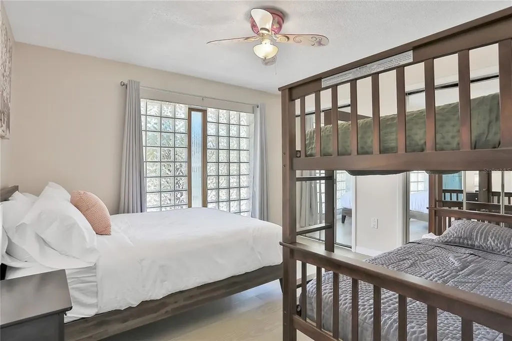 4315 Royal Palm Drive Bradenton FL 34210