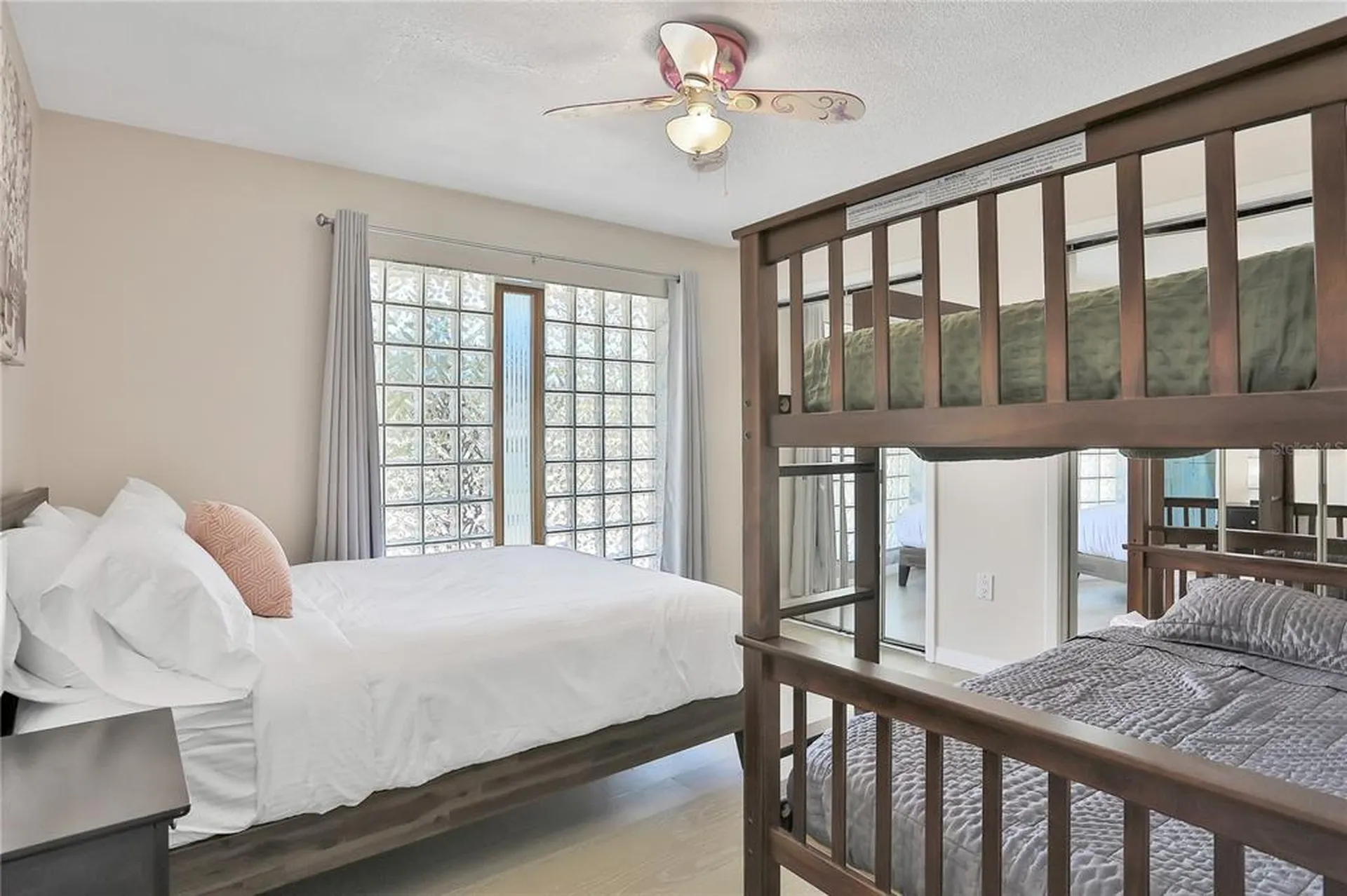 4315 Royal Palm Drive Bradenton FL 34210