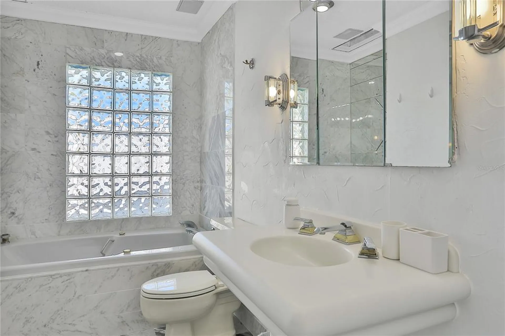 4315 Royal Palm Drive Bradenton FL 34210