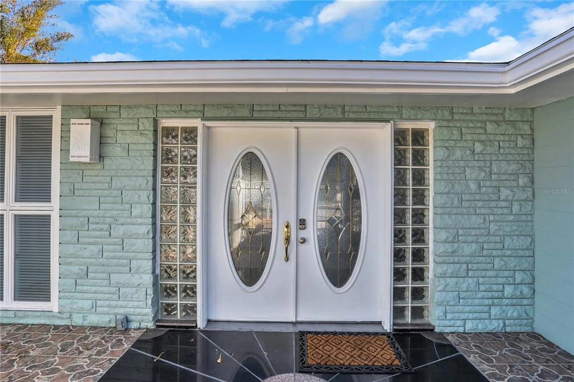 4315 Royal Palm Drive Bradenton FL 34210