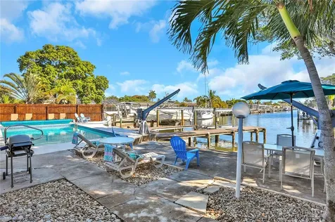 4315 Royal Palm Drive Bradenton FL 34210