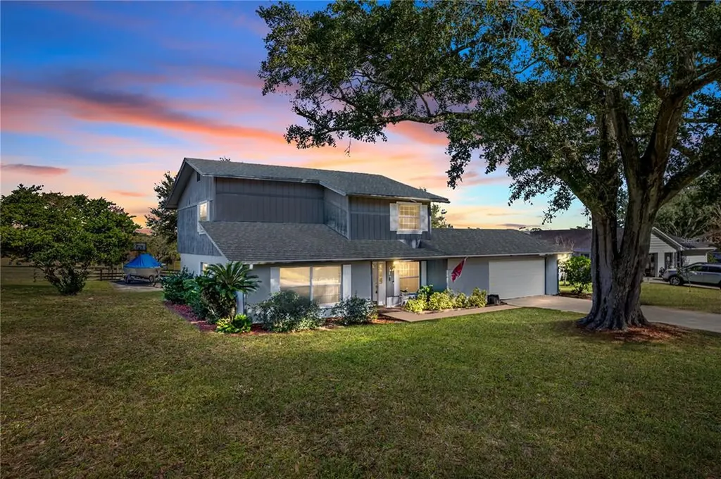 1126 Hallamwood Court Lakeland FL 33813