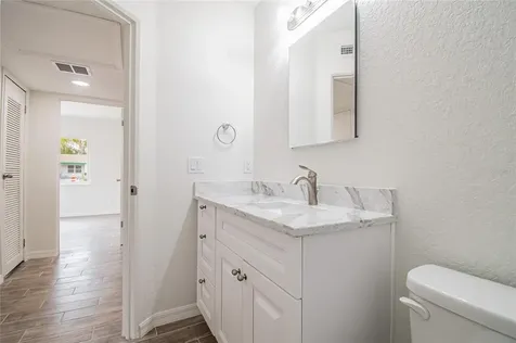 860 53rd Avenue S St Petersburg FL 33705