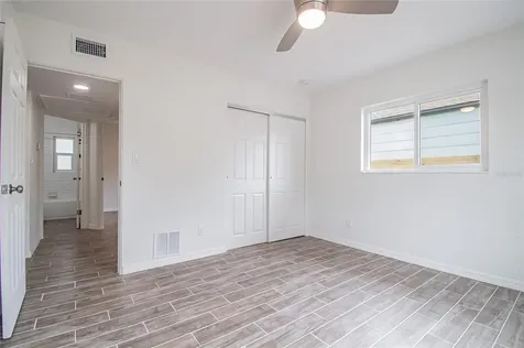 860 53rd Avenue S St Petersburg FL 33705