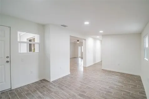 860 53rd Avenue S St Petersburg FL 33705