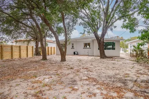860 53rd Avenue S St Petersburg FL 33705