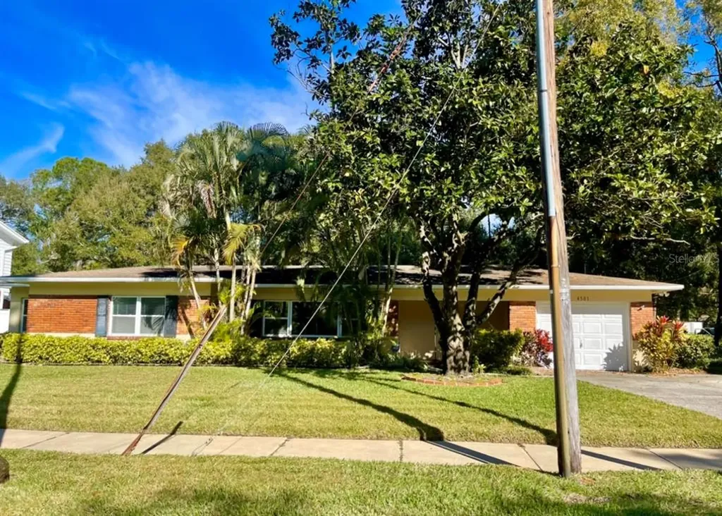 4501 W Bay To Bay Boulevard Tampa FL 33629