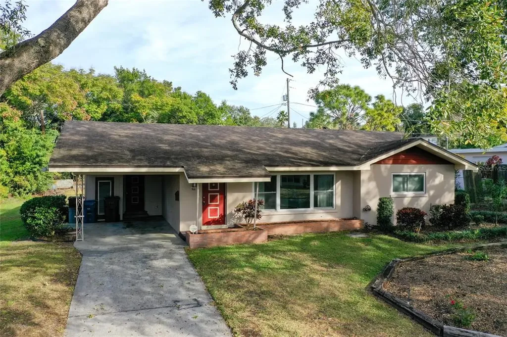 711 Osceola Avenue Lake Wales FL 33853