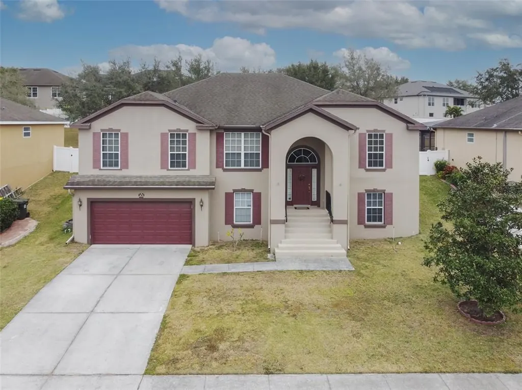 1678 Grandeflora Avenue Clermont FL 34711