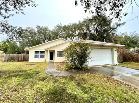 39915 Magnolia Street Lady Lake FL 32159