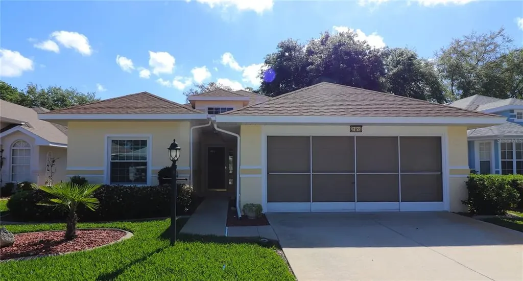 21812 Royal Street Georges Lane Leesburg FL 34748