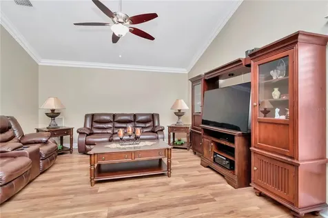 565 Somerhill Drive NE St Petersburg FL 33716