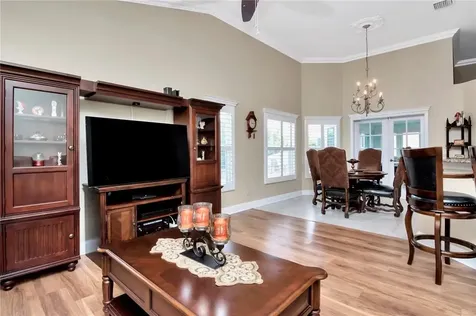 565 Somerhill Drive NE St Petersburg FL 33716