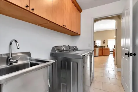 565 Somerhill Drive NE St Petersburg FL 33716