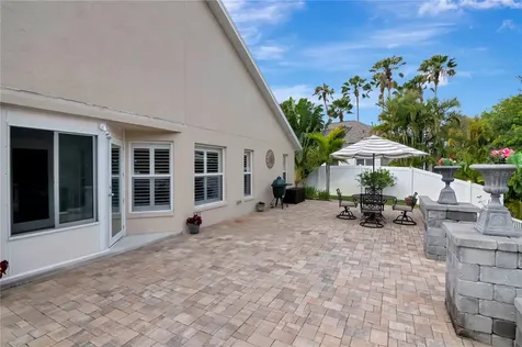 565 Somerhill Drive NE St Petersburg FL 33716
