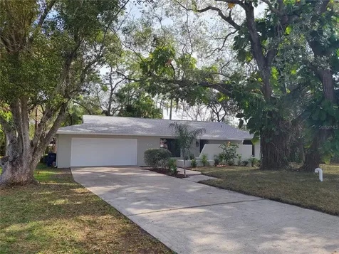 2711 Pursell Circle Sarasota FL 34232