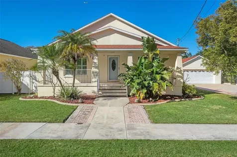 7213 S Sparkman Street Tampa FL 33616