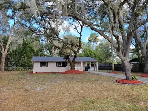 1203 W Beresford Avenue Deland FL 32720