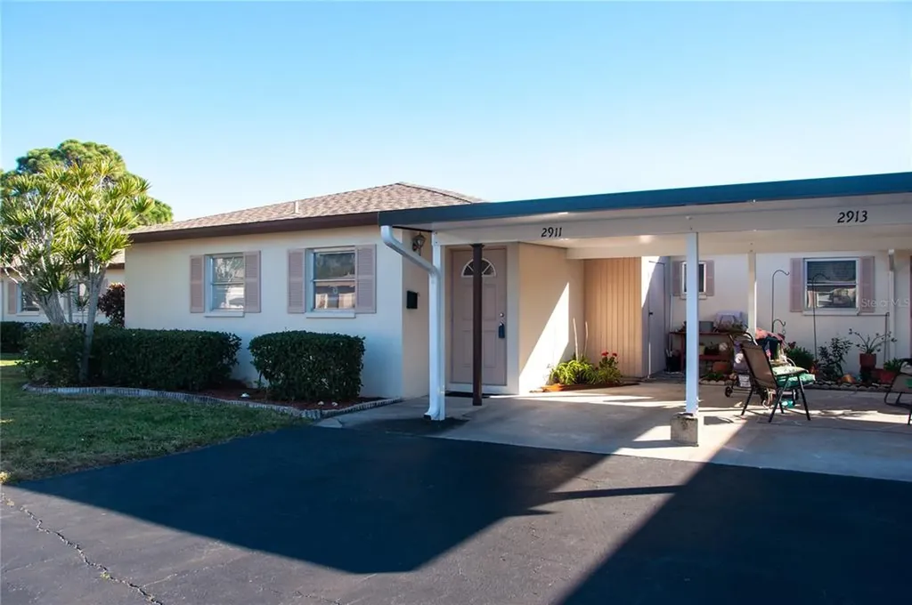 2911 Swifton Drive Sarasota FL 34231
