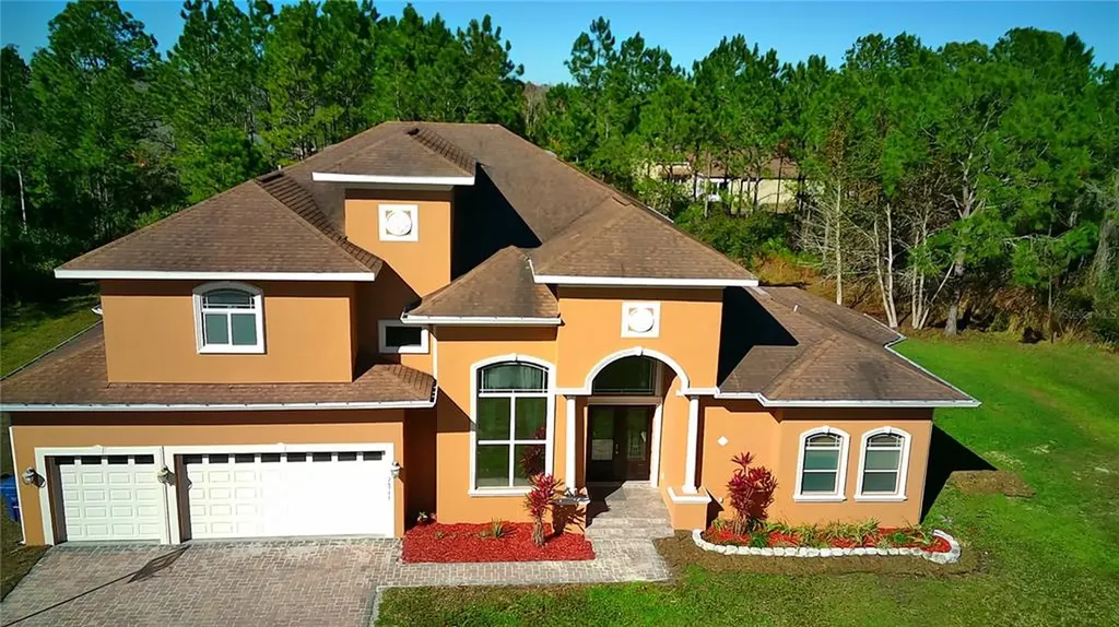26711 Lawrence Avenue Wesley Chapel FL 33544