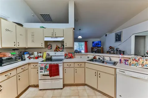10653 N Haitian Drive Citrus Springs FL 34434