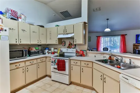 10653 N Haitian Drive Citrus Springs FL 34434